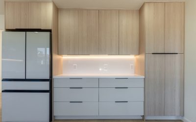 Light Wood and Earth-Toned Kitchen